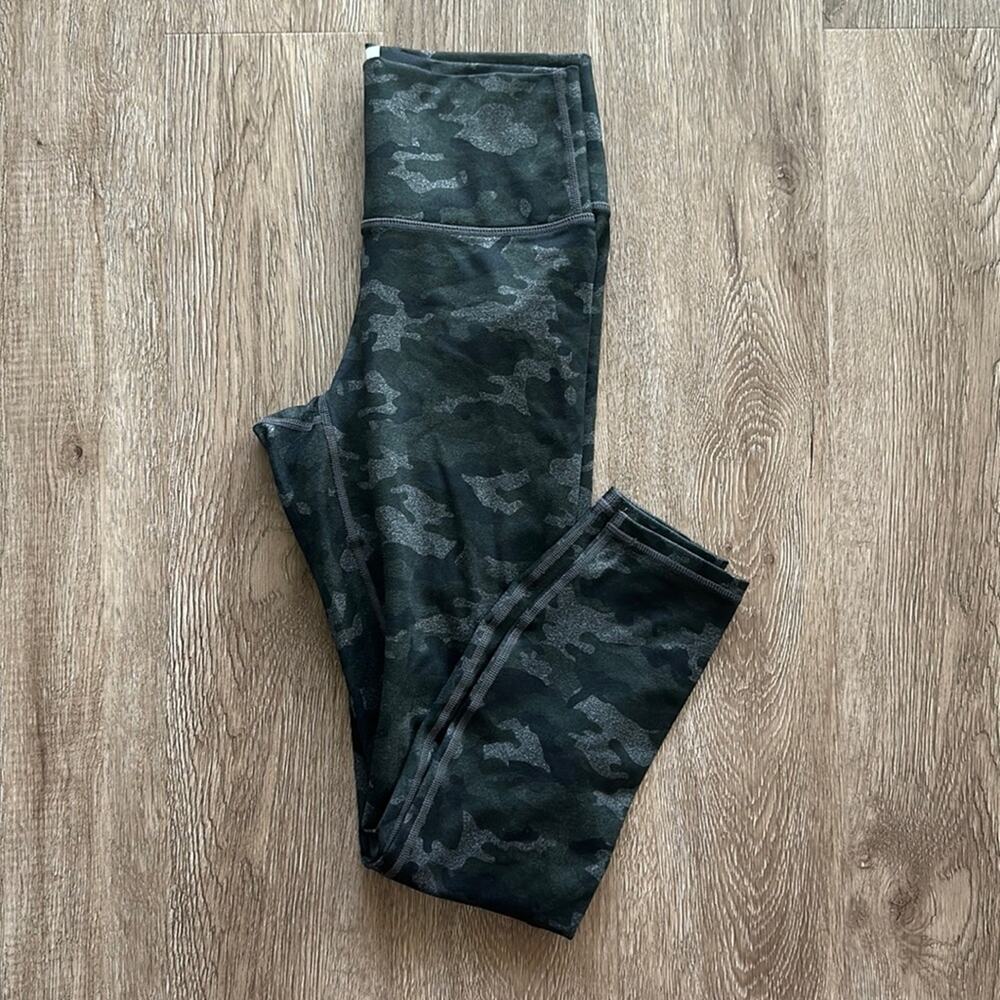 Fabletics Define PowerHold High Waisted 7/8 Leggings Charcoal Camo‎ Size XS